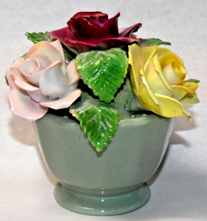 Vtg. Royal Malvern Bone China Flower Arrangement Made in England Rose FlowerBowl