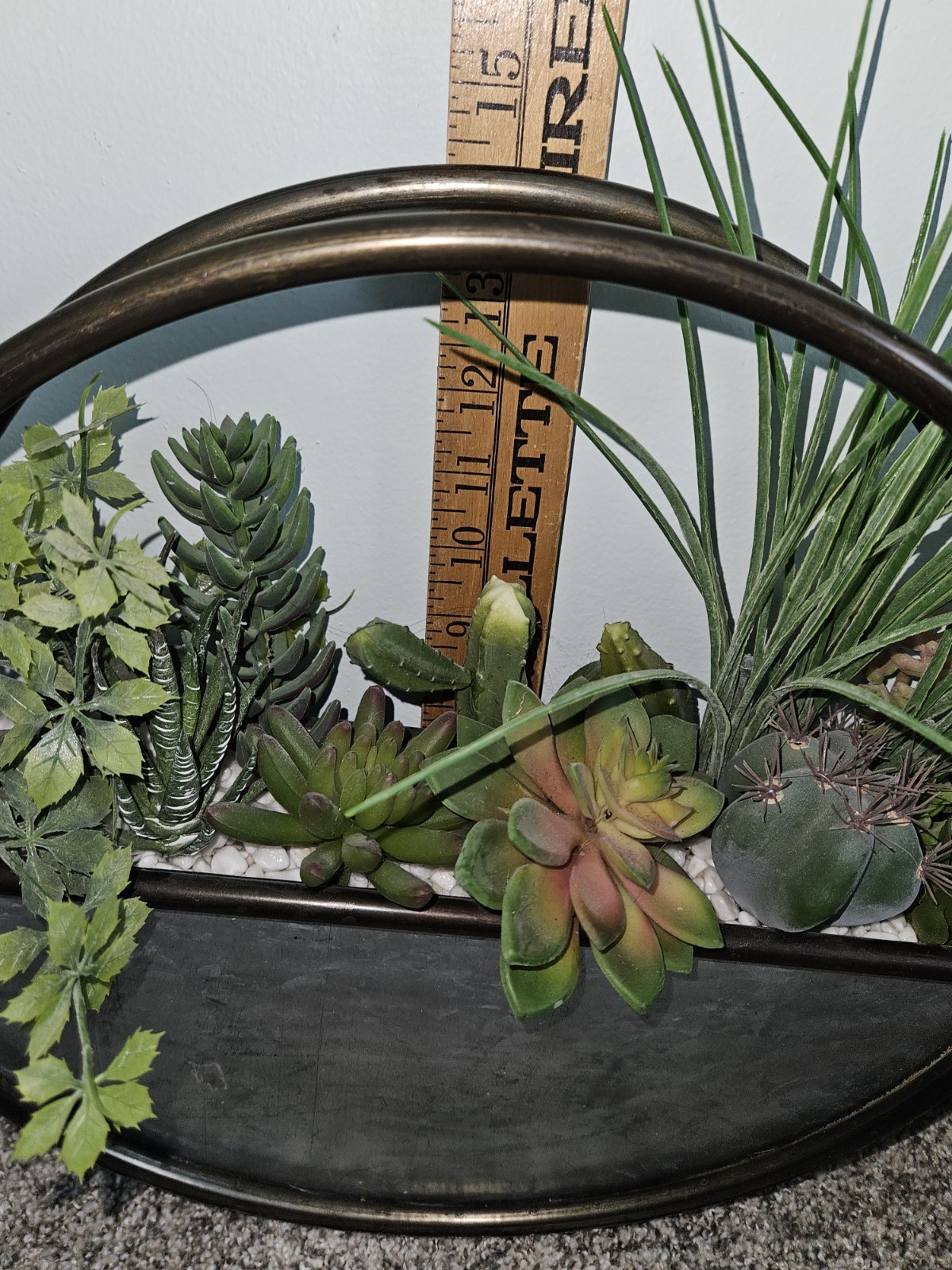 14 X 14 X 4 Tin Metal Succulent Farm Decor Wall Decor Table Top Pre-owned