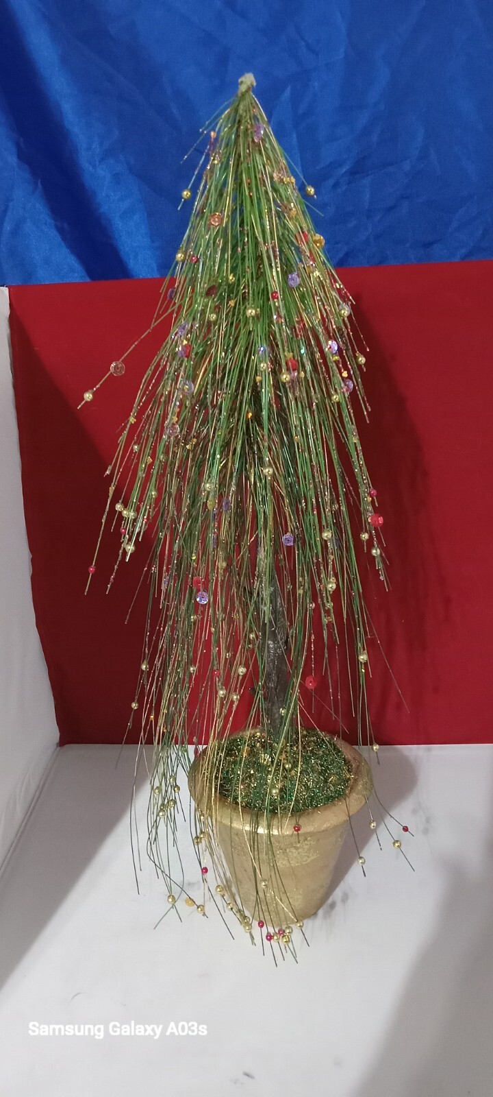 Faux Long Needle Pine In Gold Pot 19″ Tall Wth Sparkles
