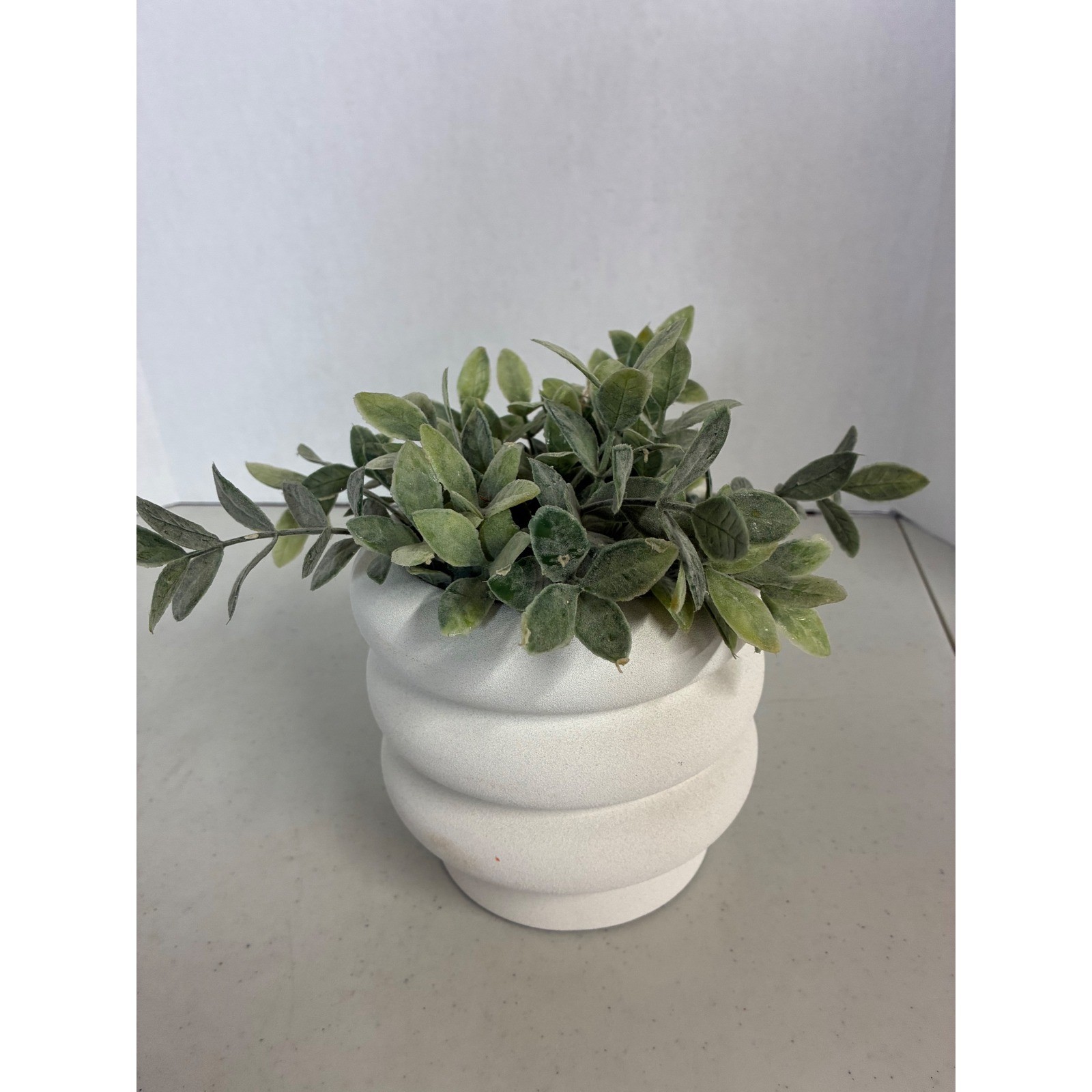 Better Homes & Gardens 6 Inch Chinooke White Ribbed Ceramic Faux Plant Planter