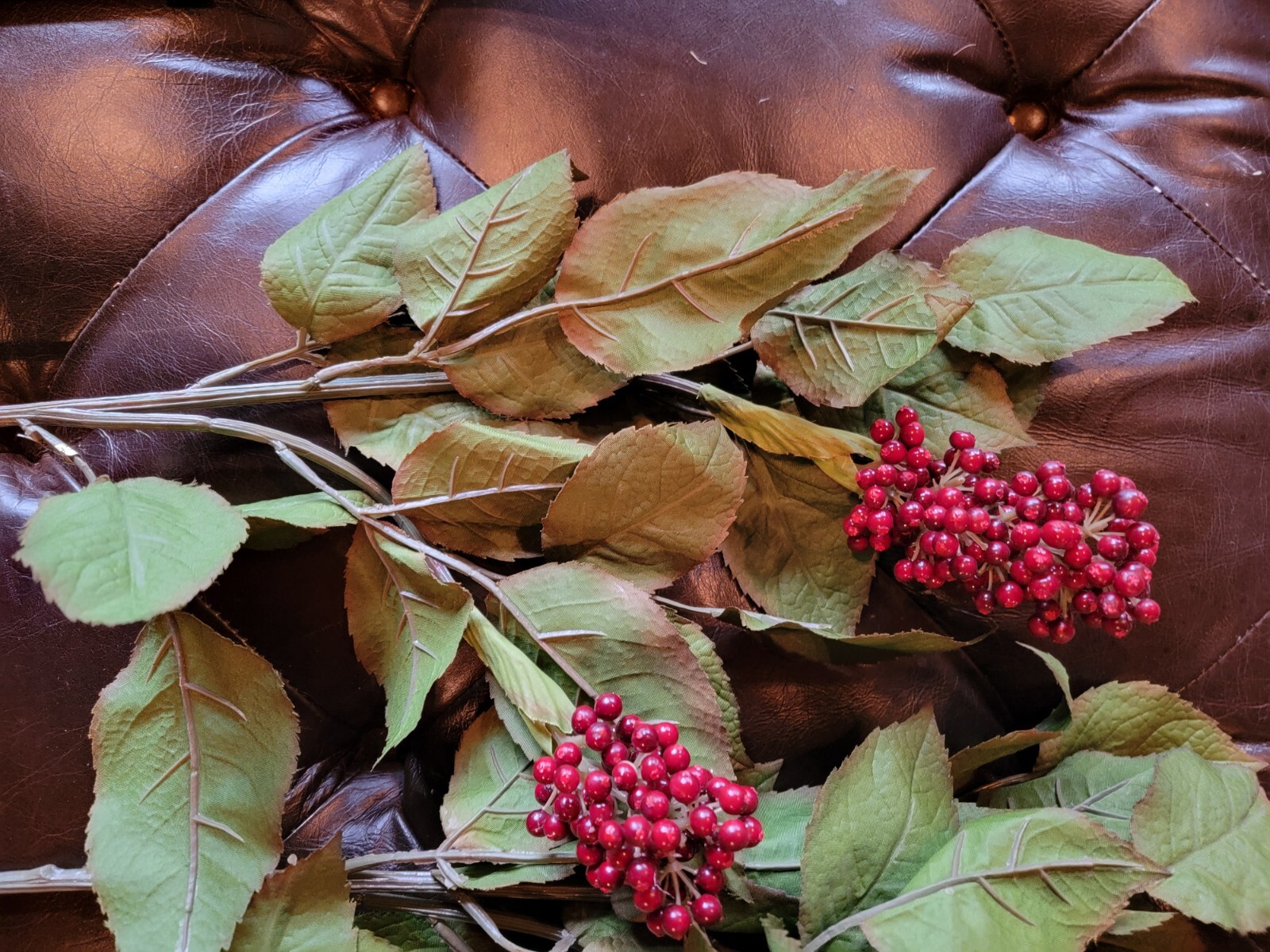 Bets Silk Flowers-11 Bundles-28″ long – Green Stem, Silk Leaves, Red Berries AB5