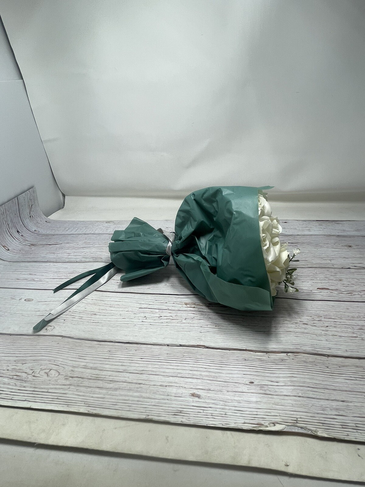 Artificial Whit Roses Flowers Bouquet of 11 White Roses Faux Roses Deco Nice