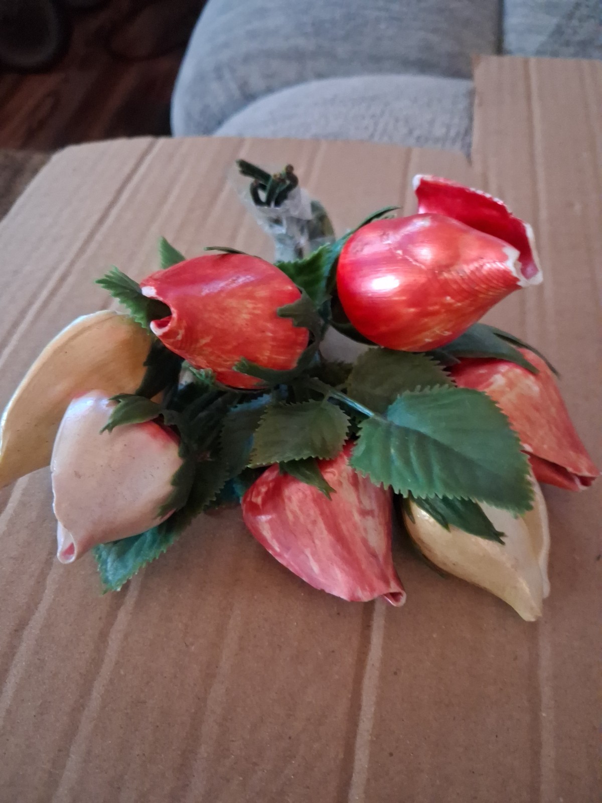 Handmade Hand Pained Stem Sea Shell Rose Buds Flowers Set of 7 Home Decor
