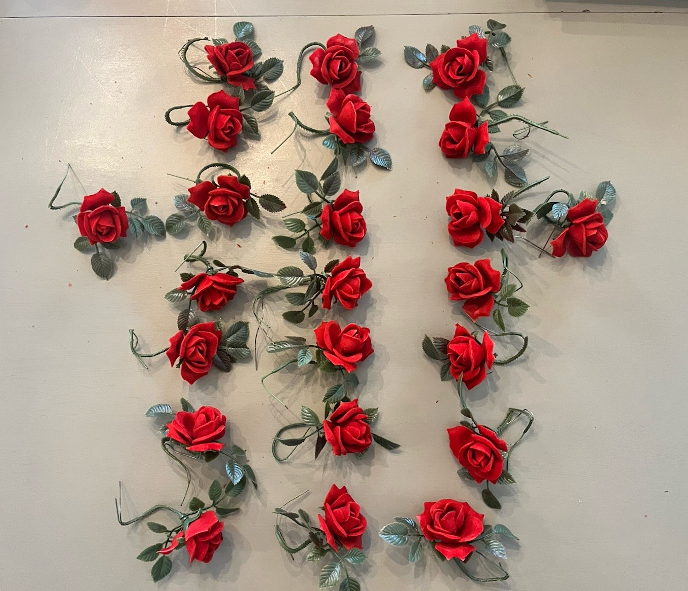Vintage 29 flocked Plastic Red Roses Wired -6 NOS & 23 Unbagged Floral Decor