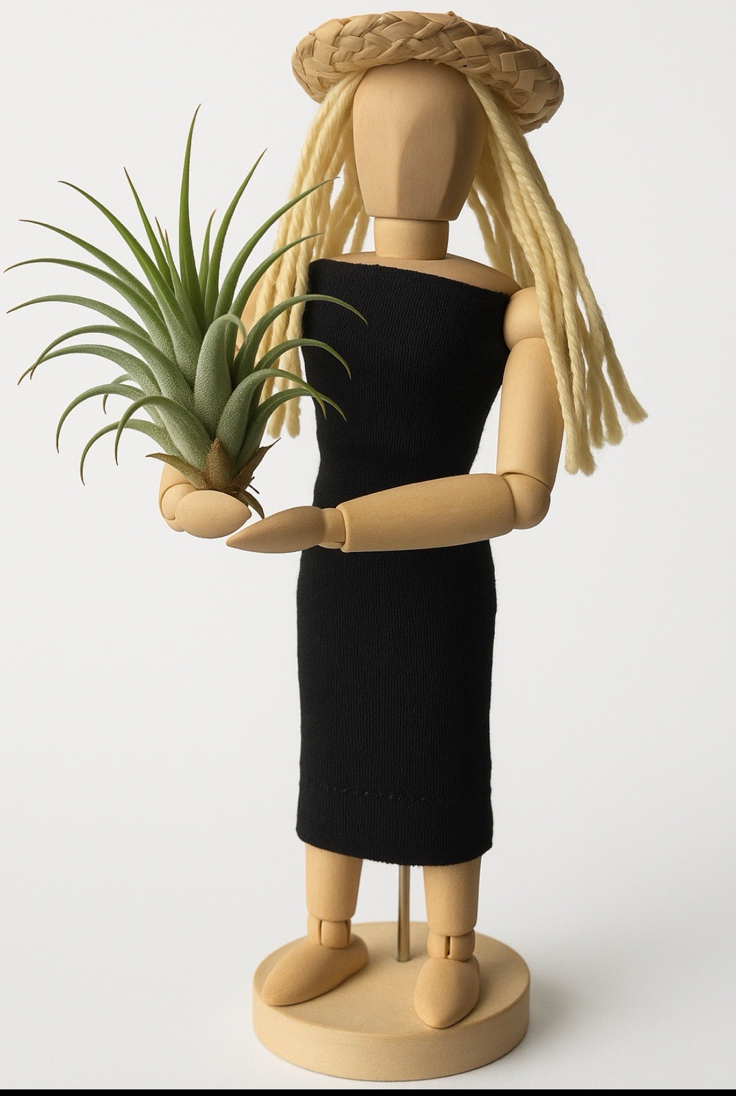 Wooden Jointed Mannequin Flexible Shape Stand , air plant holder Adjustable