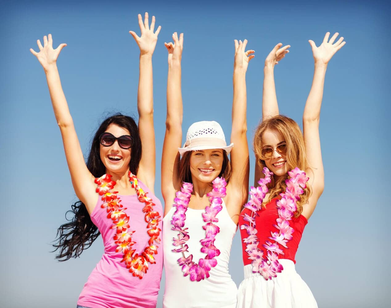 100 Pcs Hawaiian Leis Colorful Flower Necklace for Luau Party Favors Beach