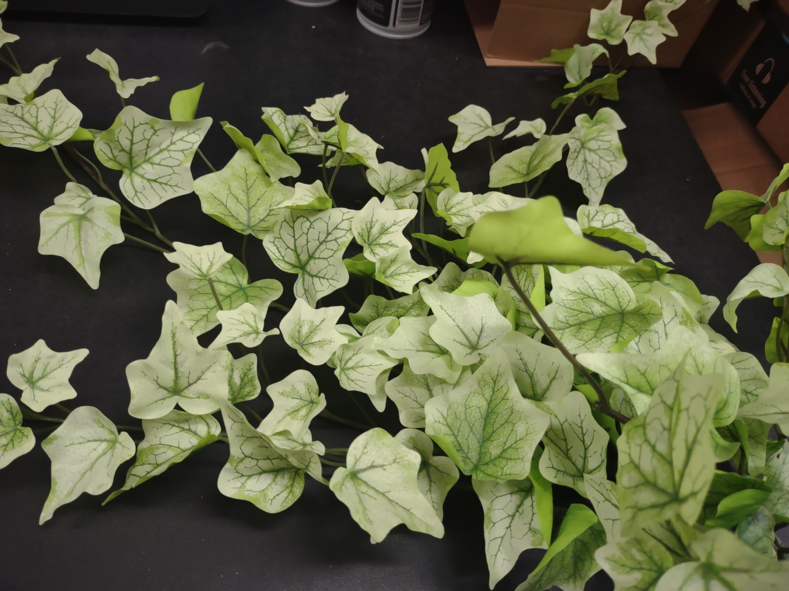 Weatherproof Silk Ivy Bush with 144 Leaves, Bright Green, Wired Stems 18 Inches
