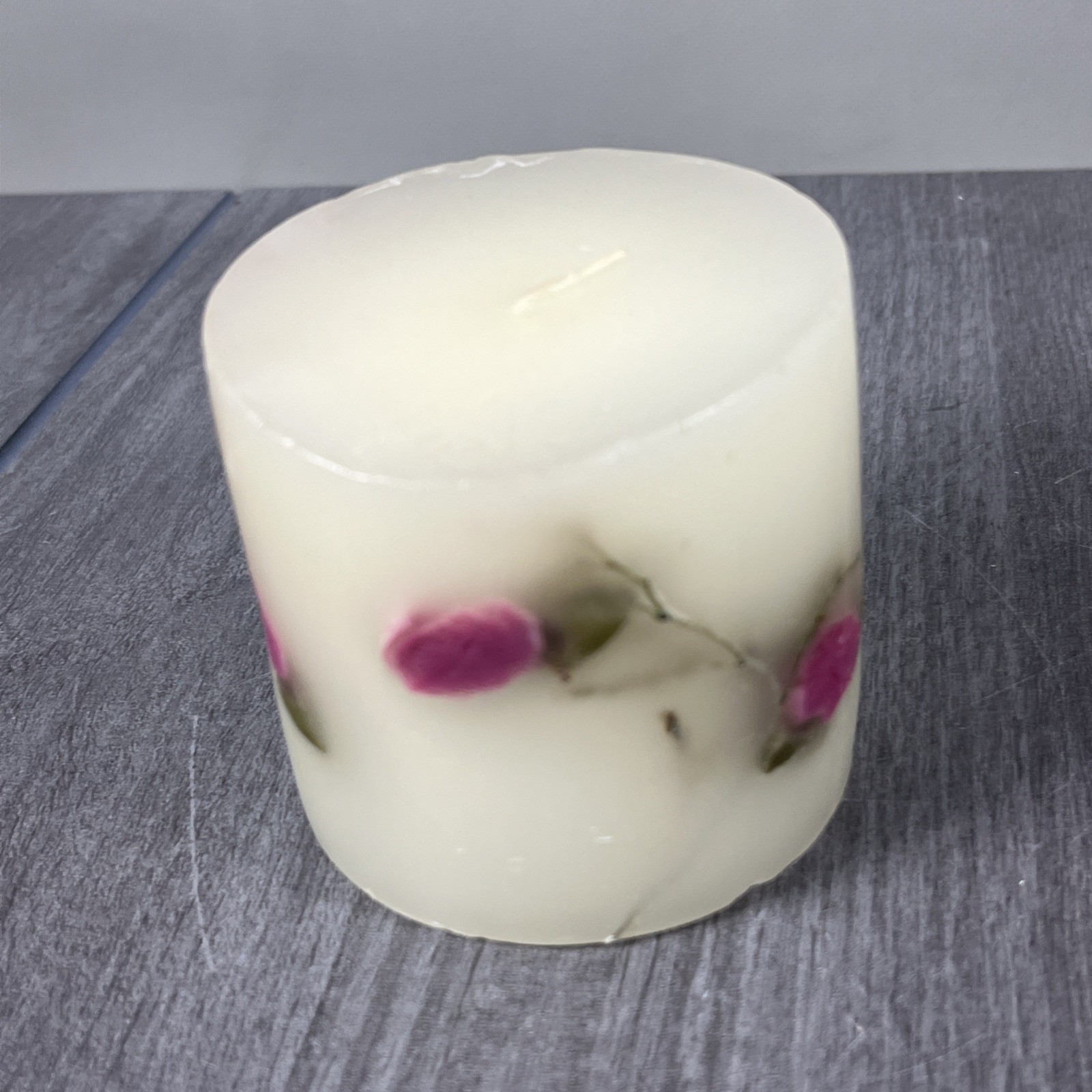 Handmade Candle with Dried Flowers Free Standing Home Decor Gift Idea