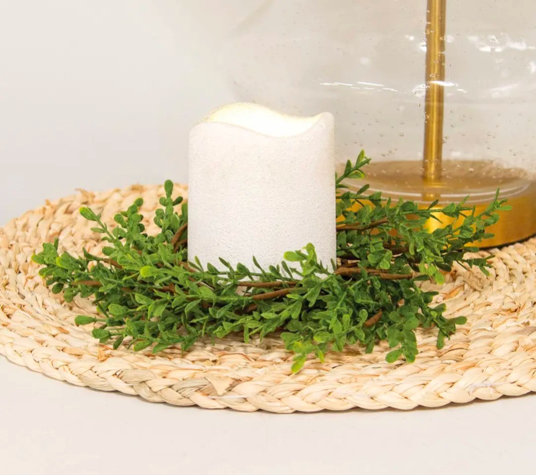 3-1/2″ Baby Boxwood Candle Ring