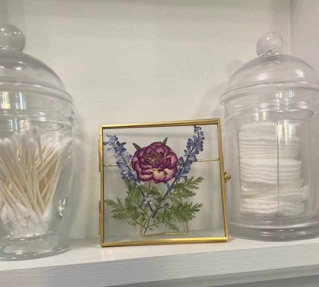 Pressed Dried Real Flowers in Floating Glass Frame