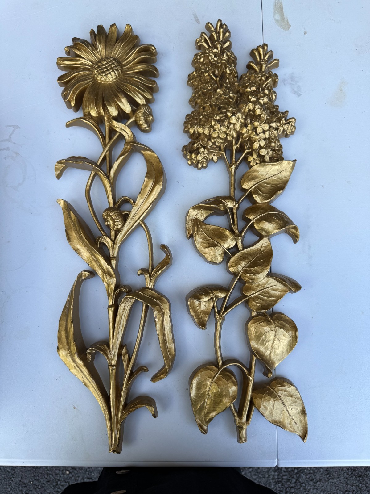 Vintage Syroco Gold Floral Wall Plaques Pair MCM Hollywood Regency 1971 USA