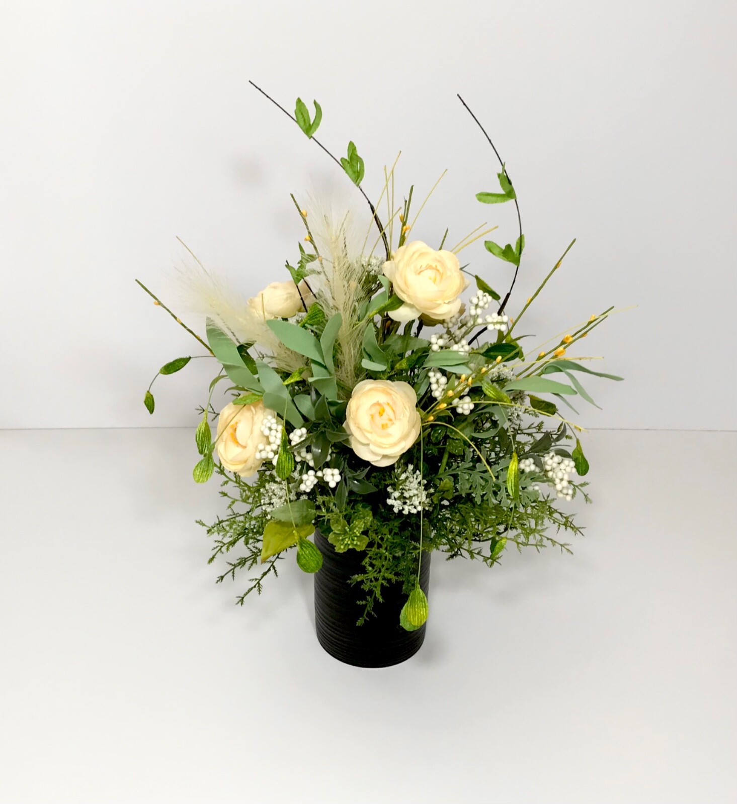 YELLOW RANUNCULUS FLORAL GREENERY ARRANGEMENT CONTEMPORARY CENTERPIECE GIFT NEW