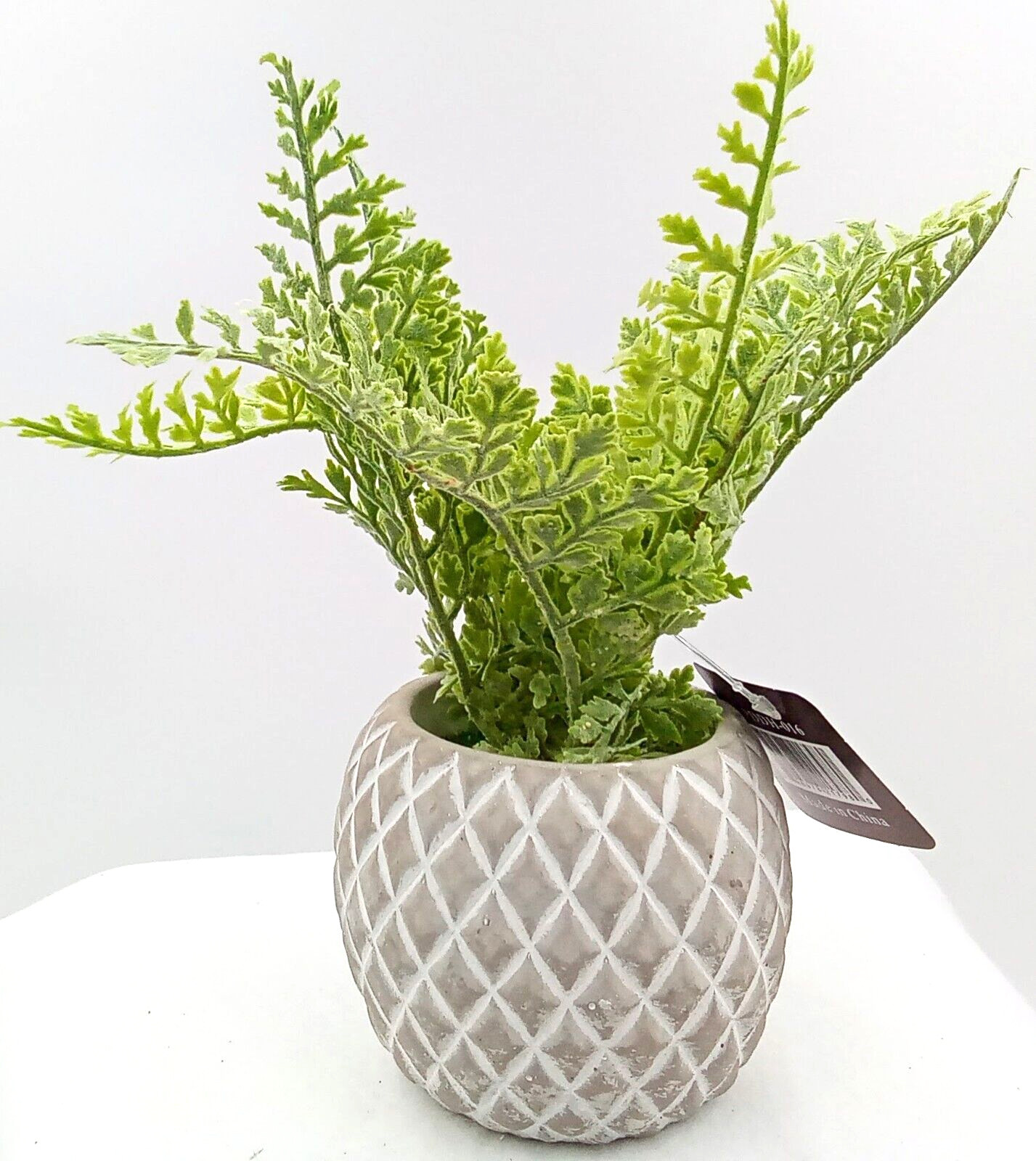 Fern Ceramic Pot Planter Diamond Pattern White Gray Tan Artificial Floral 10″