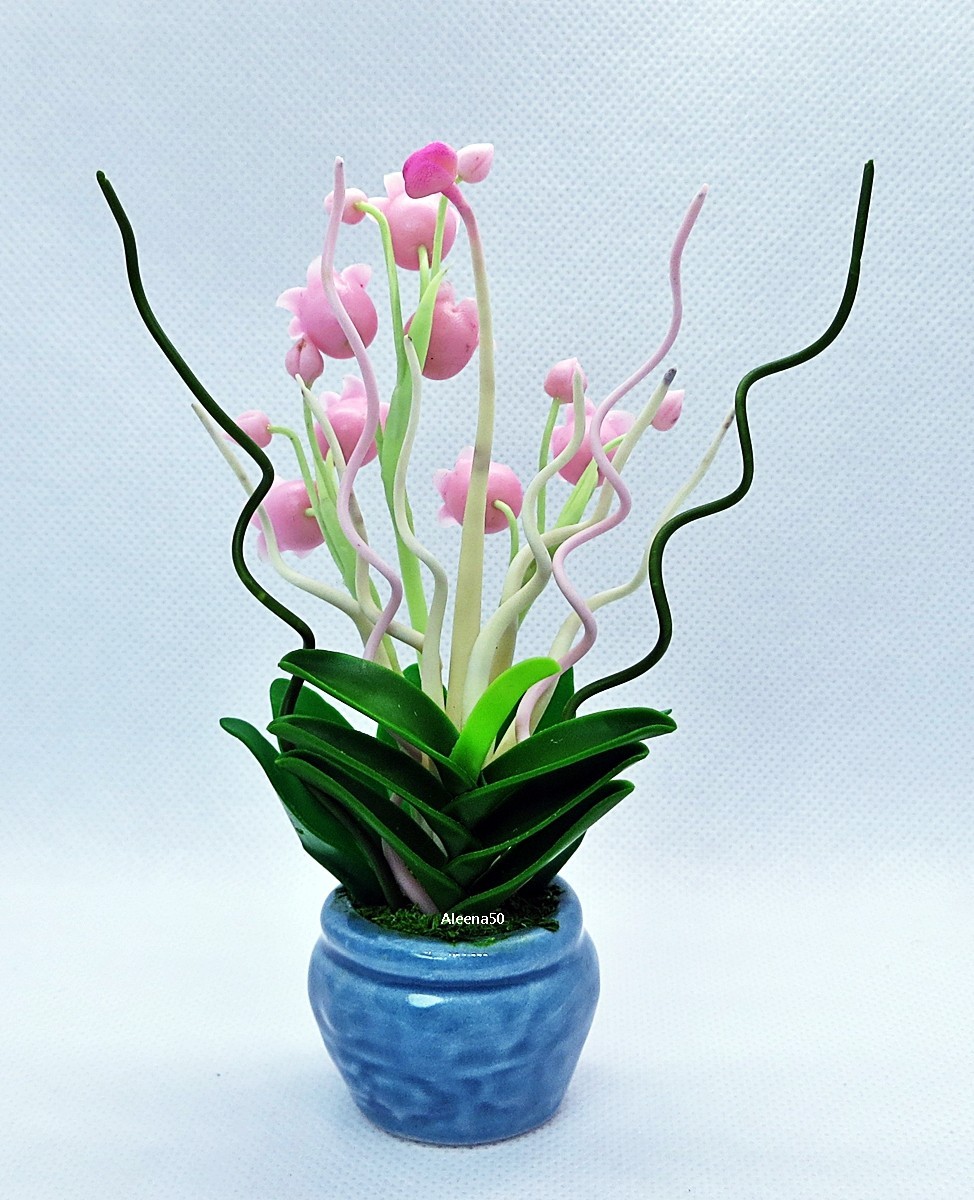 US Stock 5″H Handmade Miniature Air Dry Clay Bell-Flowers Arranged in CeramicPot