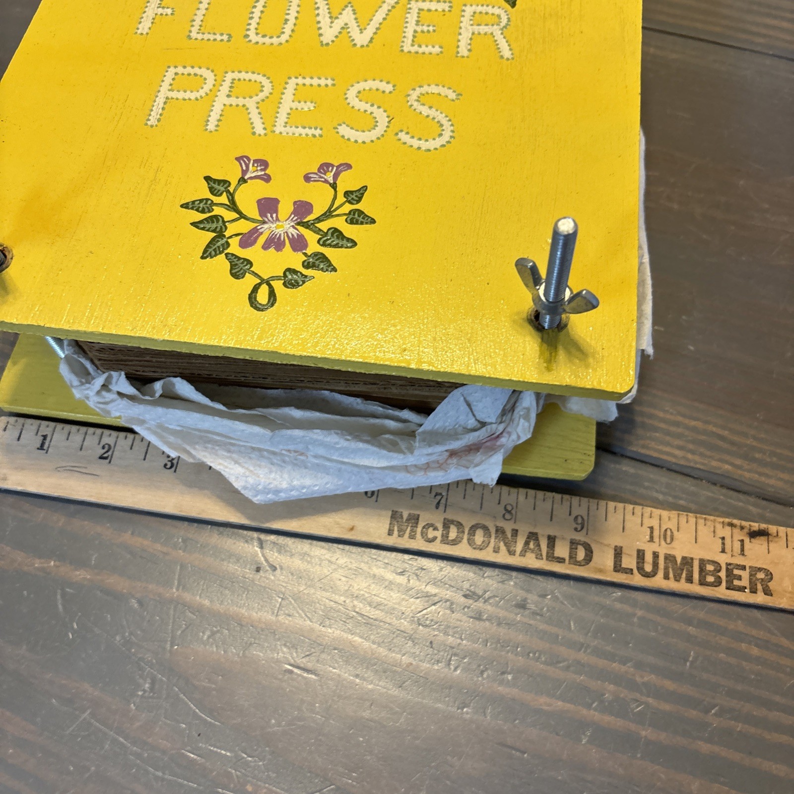 Vintage Flower Press Yellow (g)