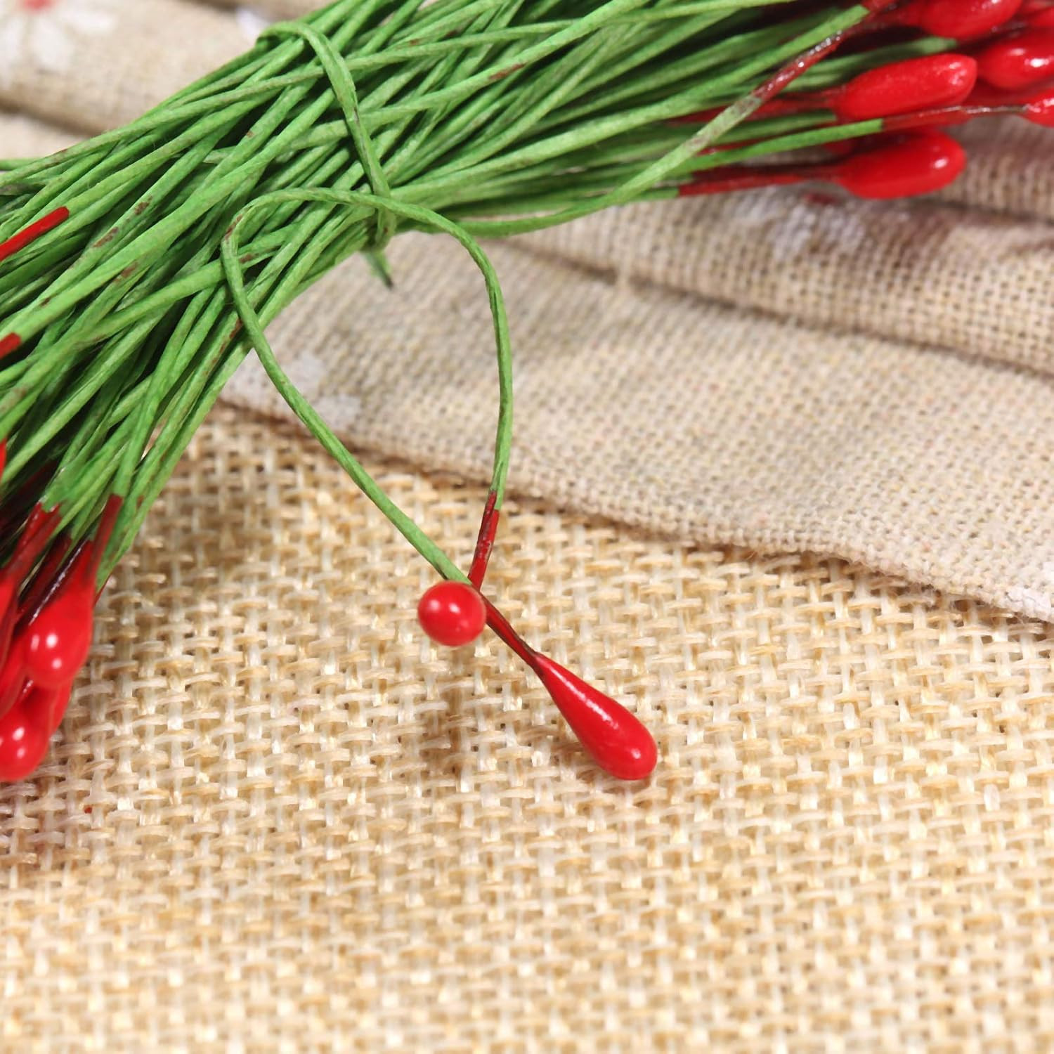 100Pcs Artificial round Flower Stamens Red Double Sided Holly Berries on Wire Wr