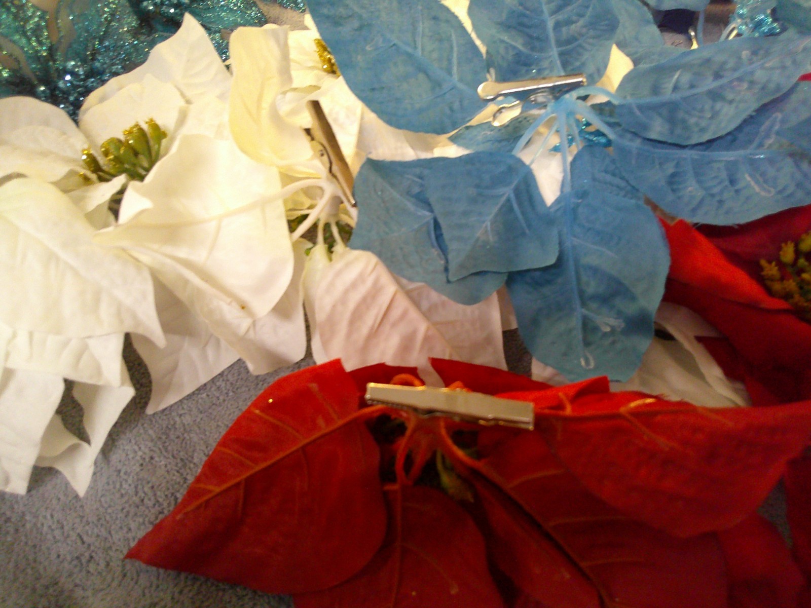 Large Assortment of Clip-on Poinsettia Flowers Christmas Decorations