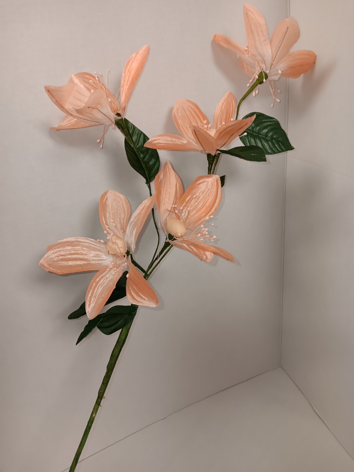 RARE ARTIFICIAL SILK FLOWERS MANY STYLES AND COLORS NEW
