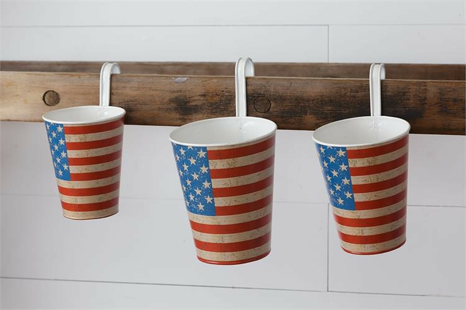 American Flag Hanging Planters – set 3