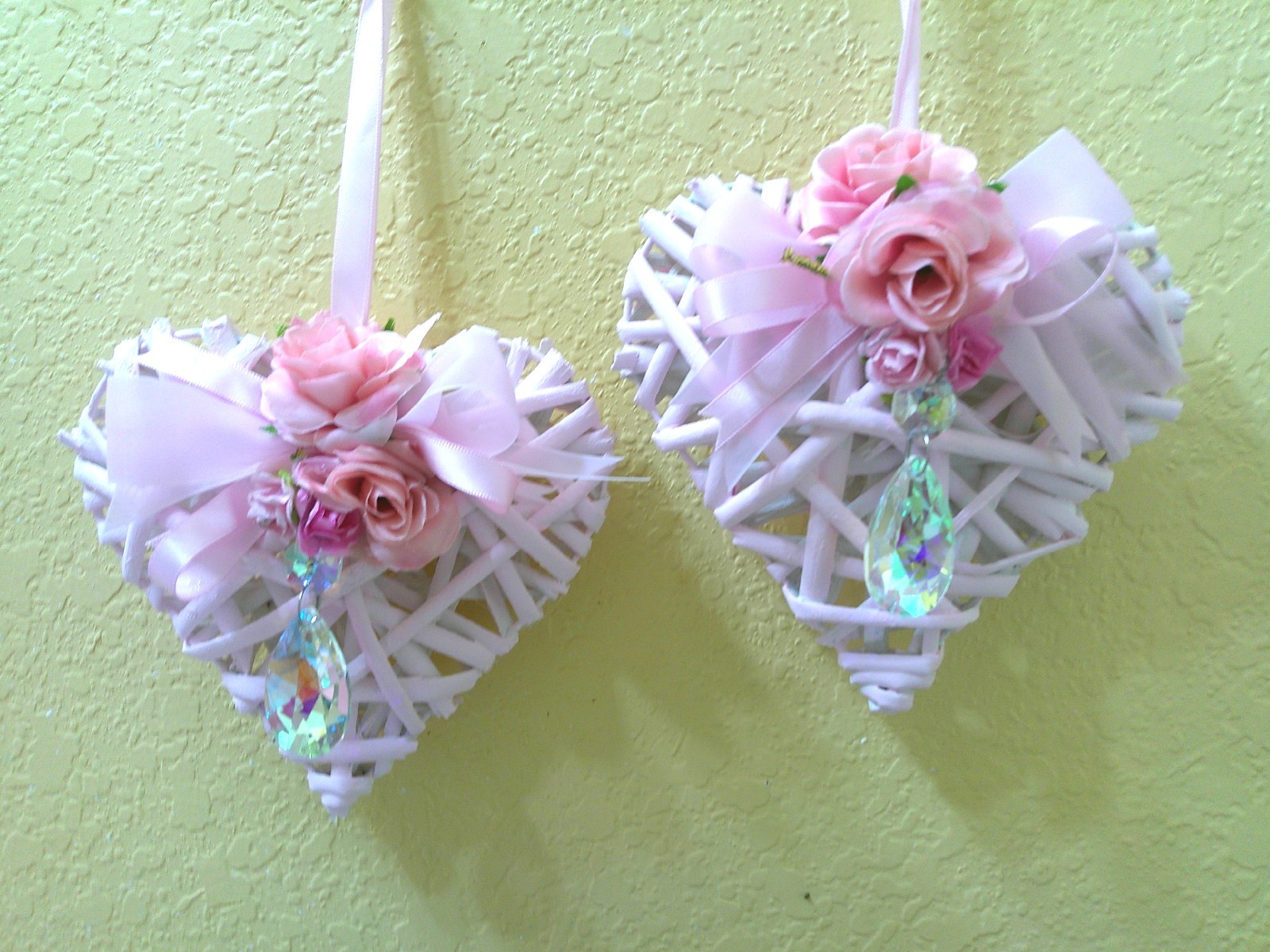 Shabby Chic Victorian~2 PC Heart Decor~Bamboo Hearts w/ Roses /Crystal Prisms