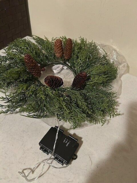 Led Pine Wreath Candle ring – Battery Operated