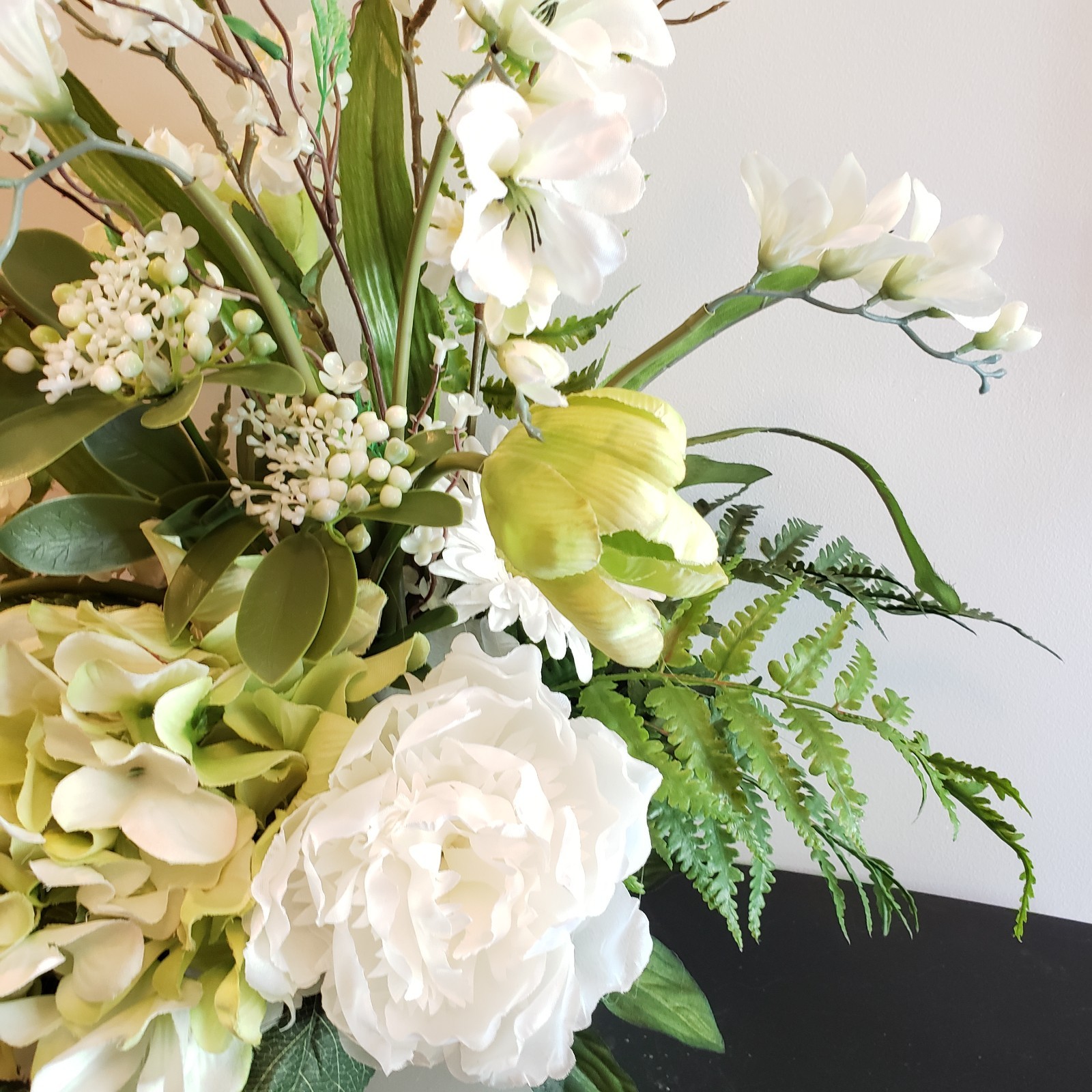 Green and White Floral Arrangement, Large Spring floral, Elegant Hydrangea