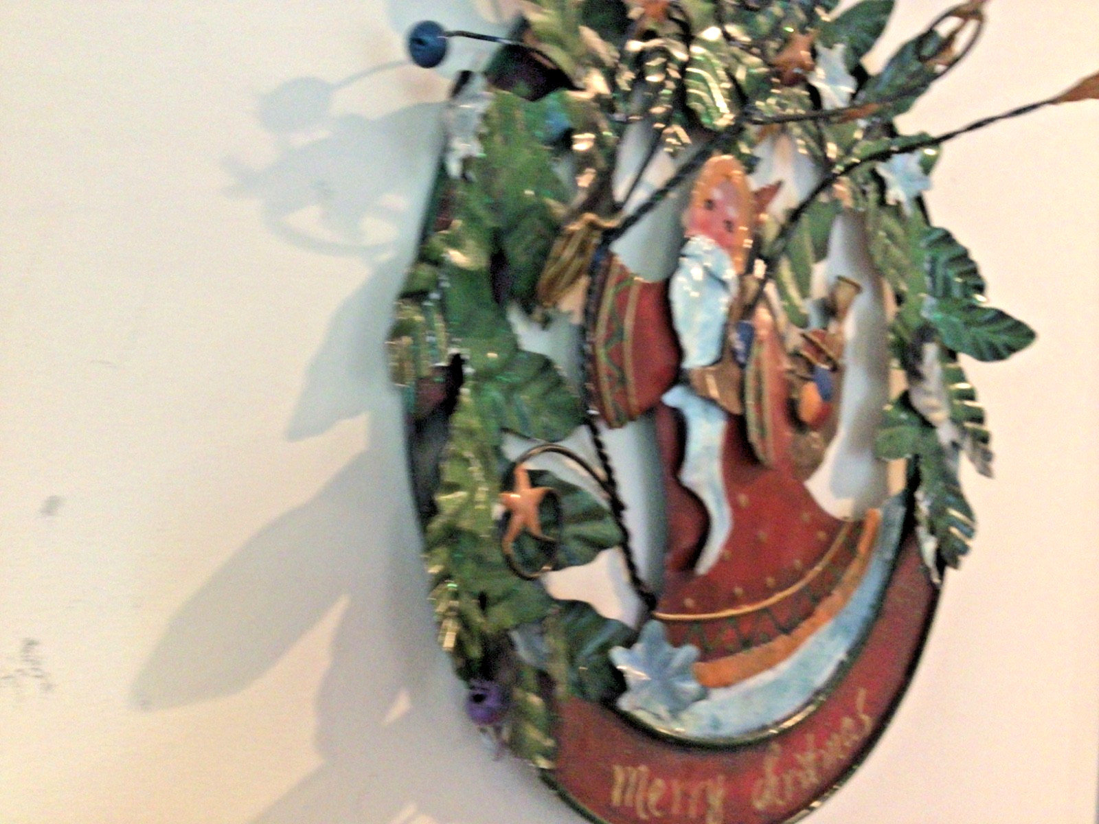 Christmas santa dry Christmas wreath Metal for door or wall, very cool!