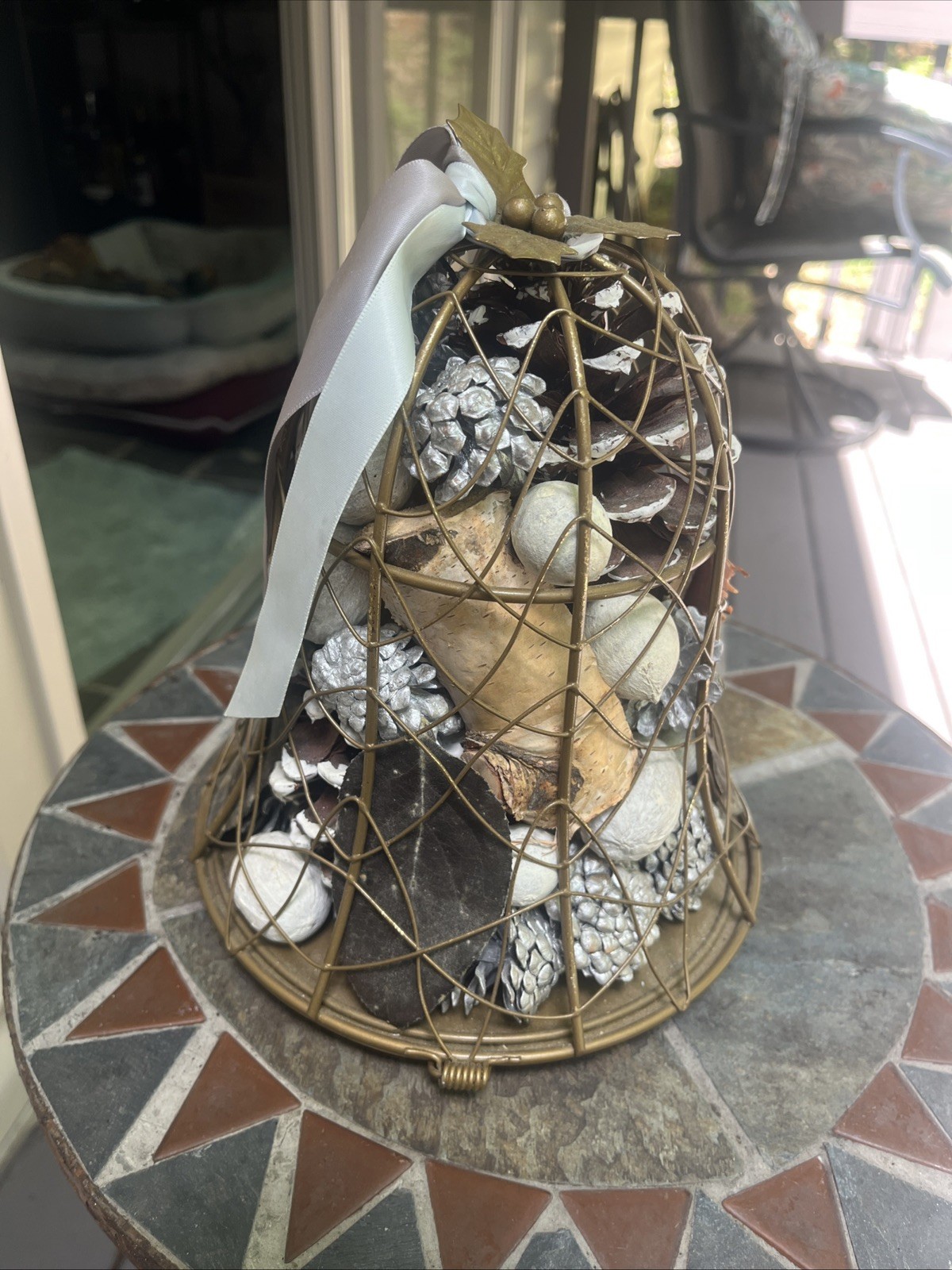 Bell Cage Filled Pinecones, Dried Fruit, Twin Balls, Flowers Shells fragrance