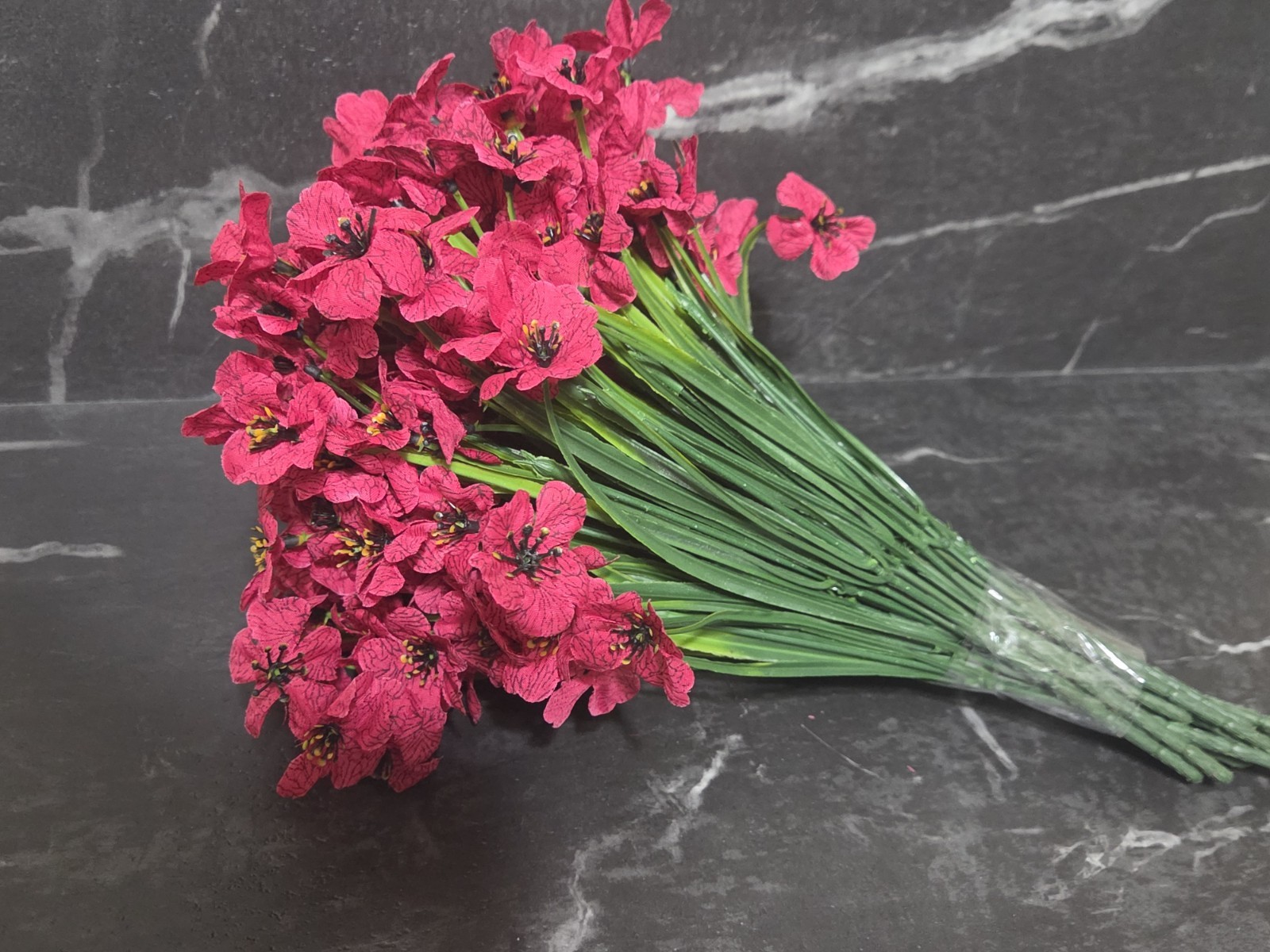 15 Pack Artificial Pink Floral Stems 14″ Black Center Craft Wedding Home Décor