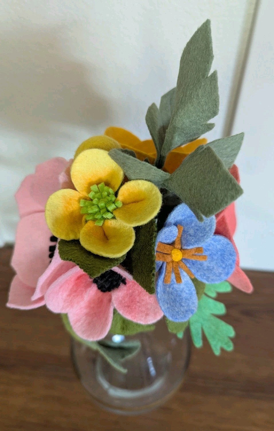 Beautiful Hand Cut Wool Blend Felt Flower Bouquet Gift Wrapped/Great Gift Idea!