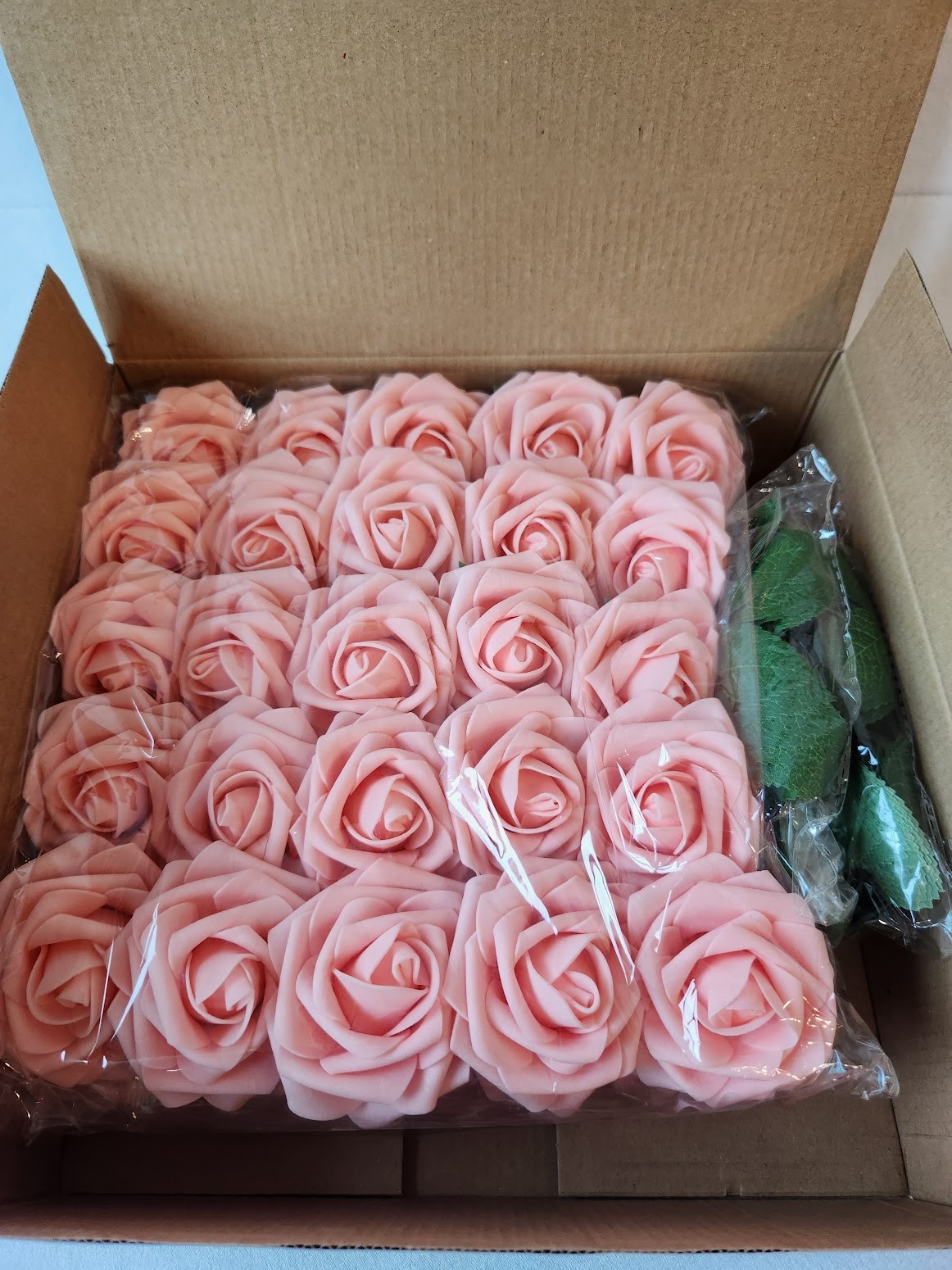 50pcs Artificial Flowers Foam Roses with Stems and 6 leaf pieces NEW