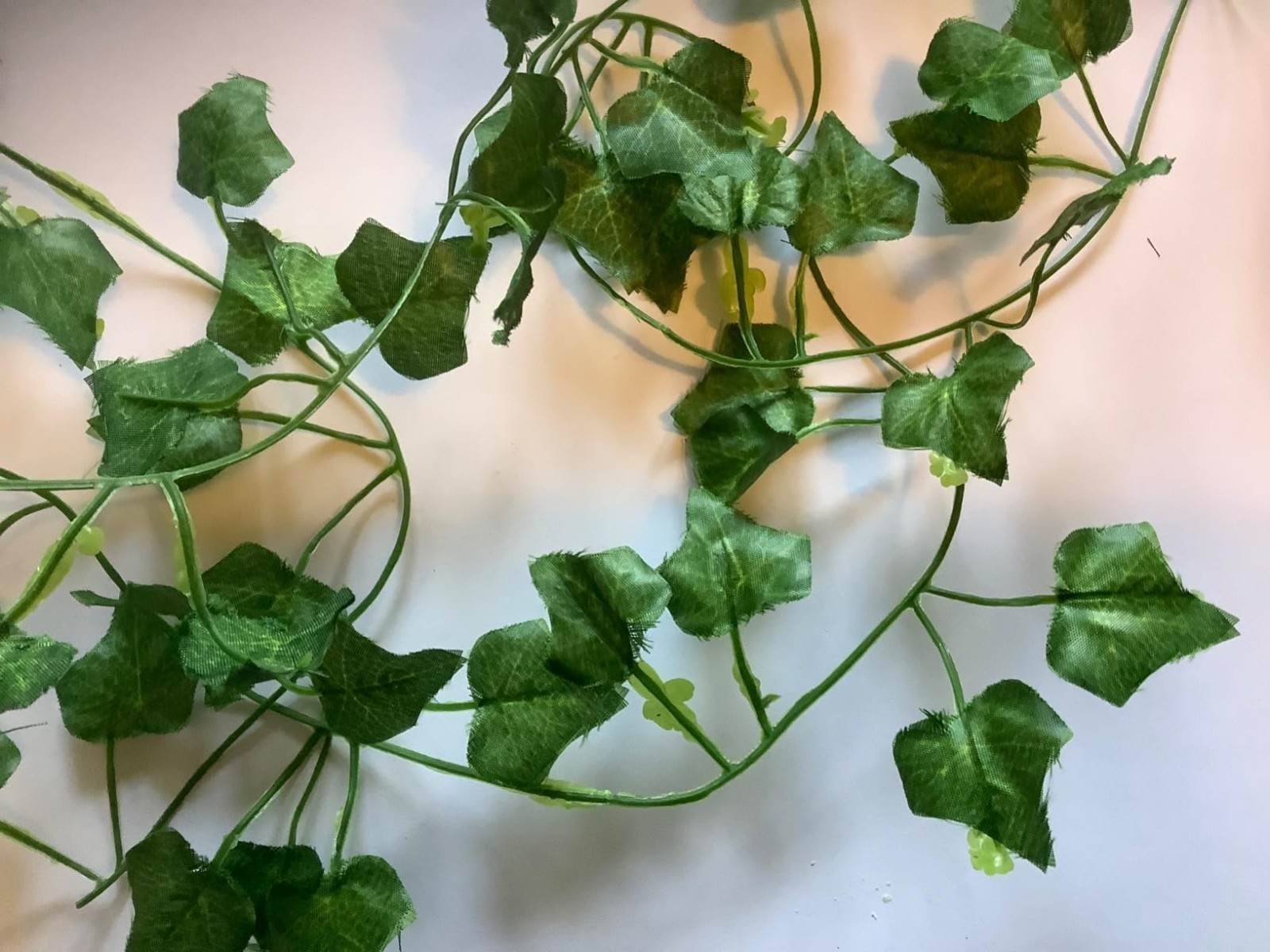 Durable 84Ft Ivy Vines – 12-Pack UV Resistant Greenery for Parties & Homes