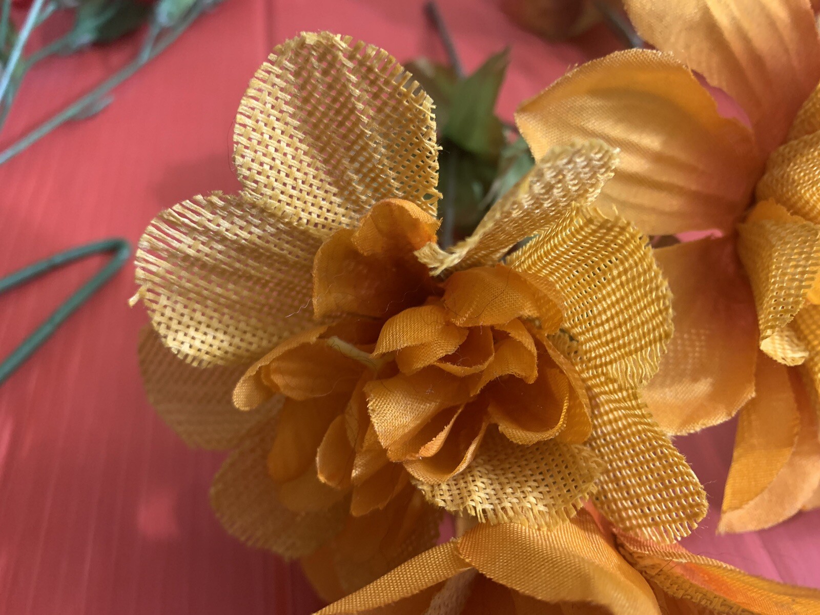 Artificial Flowers Silk Flowers Realistic Flowers (4) Pieces Set – Pre-Owned