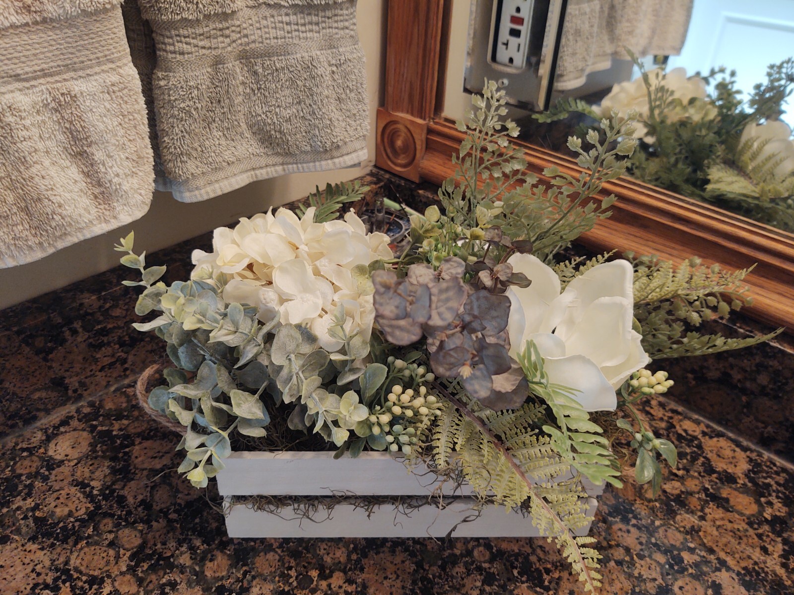 Floral Arrangement, Housewarming Gift, Flower Arrangement Wooden Box, Home Decor