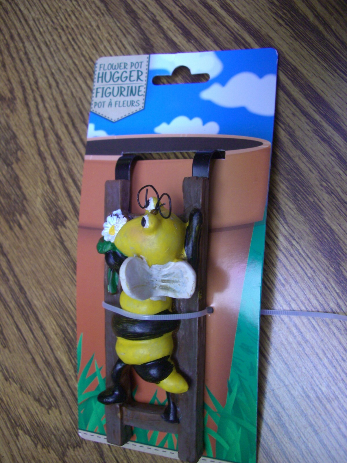 Bumble Bee Multi-color Ceramic Flower Pot Huggers/5.5″ Tall