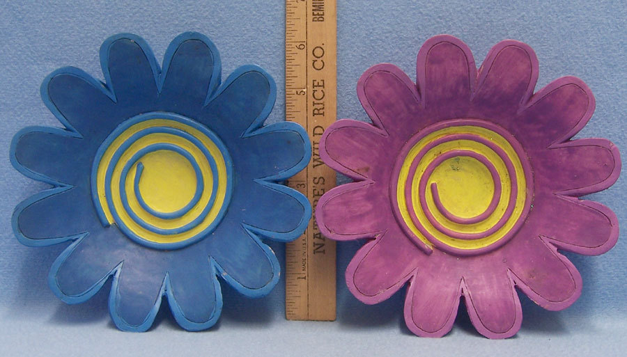 Set 2 Purple & Blue Resin Flower Floral Figurines Wall Hangings Girls Room Decor