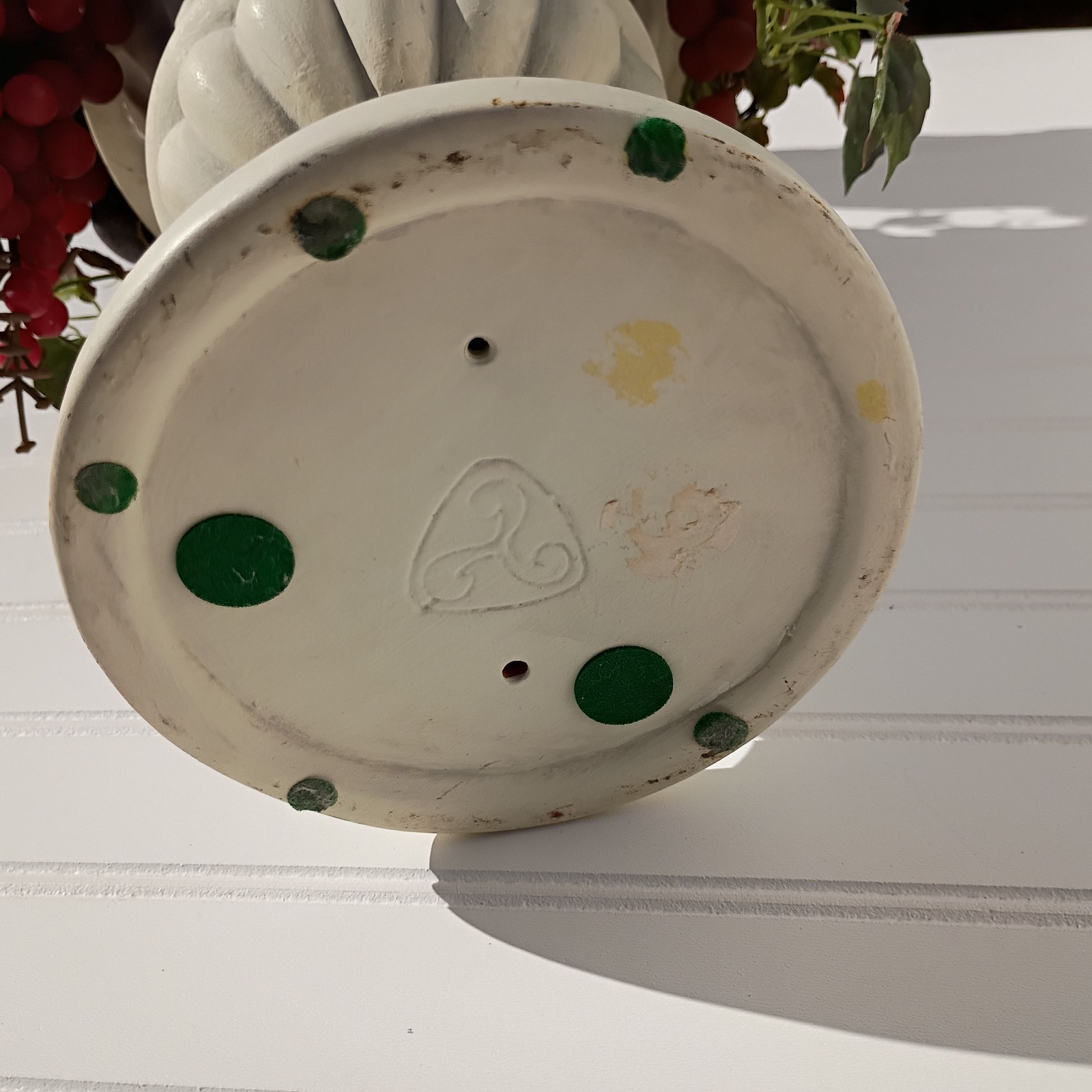 Vintage MCM Ceramic Urn Planters Neo Classical Regency Grapes Arrangements PAIR