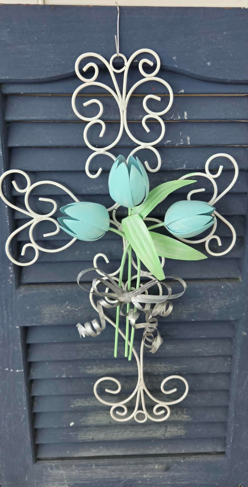 VTG Metal Art Curled Wire Cross w/Blue Tulips & Silver Bows Wall or Door Decor