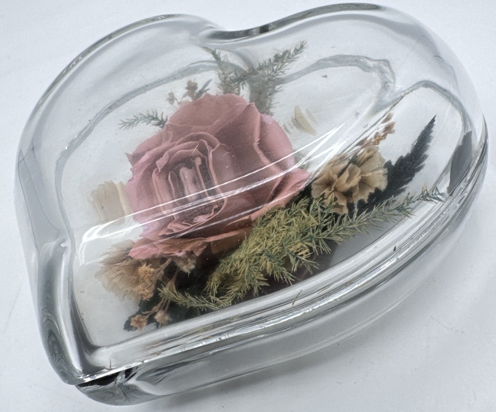 Freeze Dried Pink Rose Heart Shape Glass Box Keepsake Decorative Gift Timeless