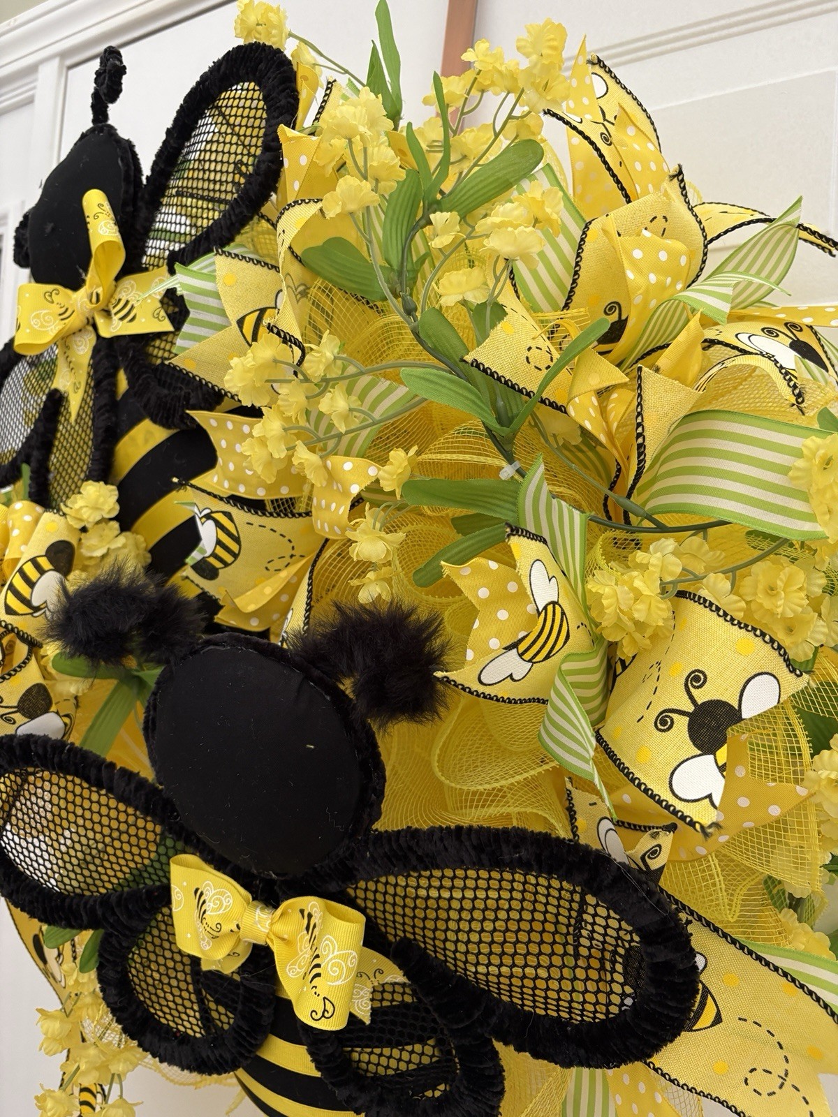 Bumblebee, Bug, Hanging Wreath, New, Home Decor, Wall/Door, Indoors/Outdoor.