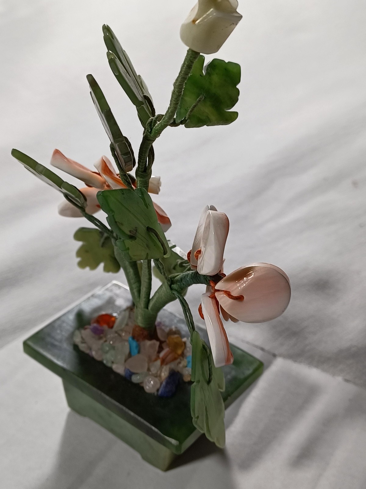 Carved Hardstone Jade Flower Bonsai Figurine Green Stone Planter Decor