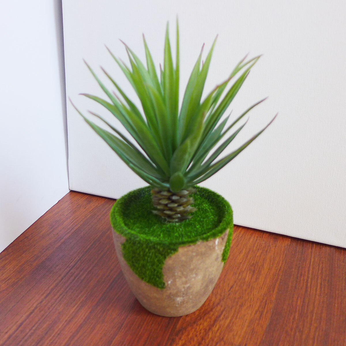 8″ Height Green Agave Potted Artificial Plant Succulents With Pot