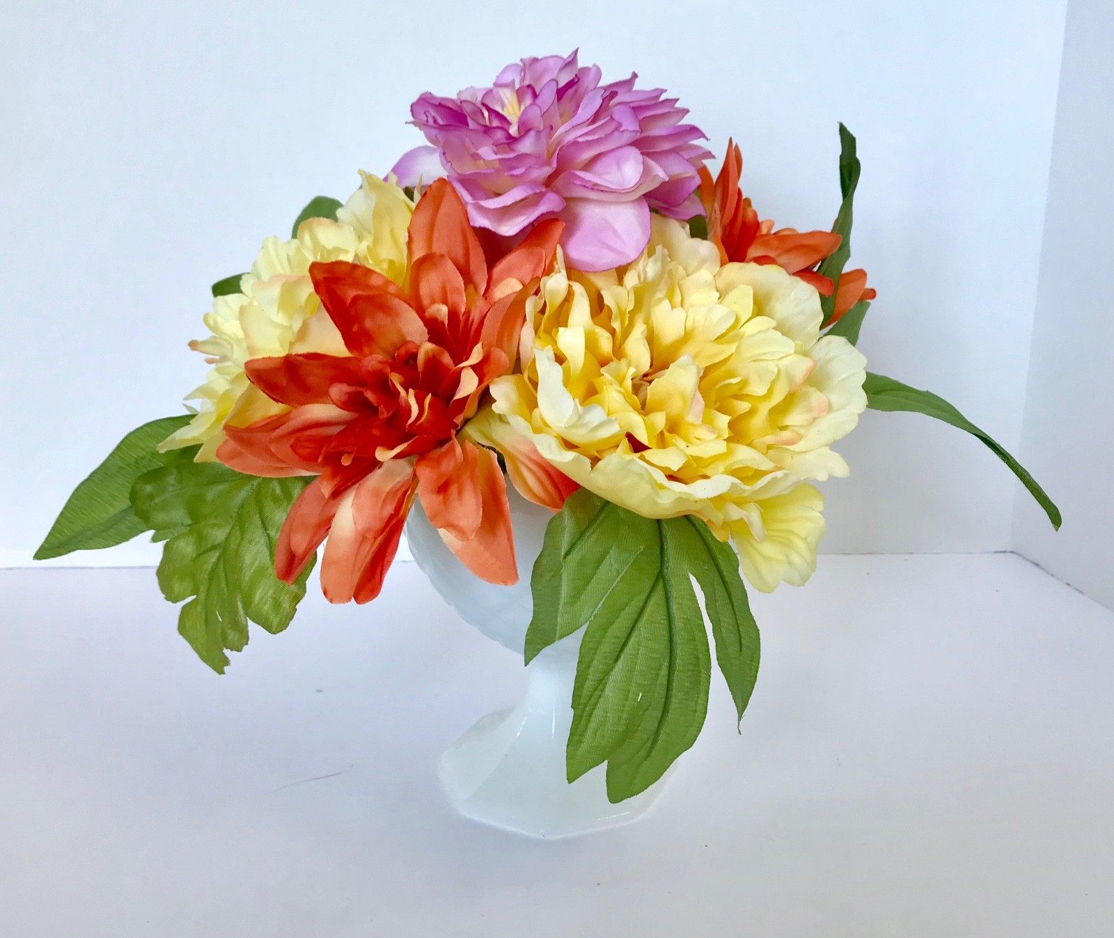 Decorative Planter with Silk Flowers in a Pinneapple Pattern Milk White Glass Pe