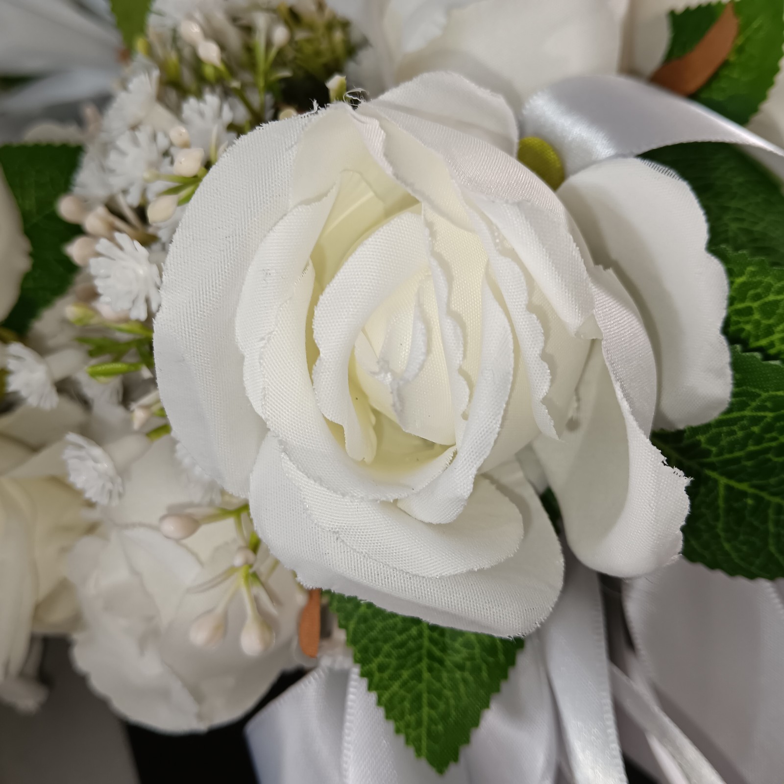 Lot Of 5 (1 Dozen) Artificial White Rose Faux Silk Bridesmaids Bouquets
