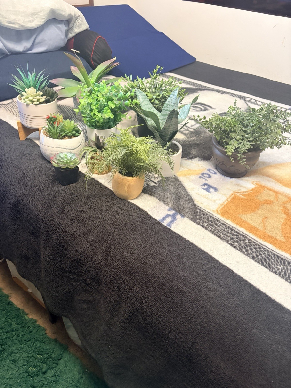 Extremely Beautiful Fake Plants Lot-Gently Used 🌻🌷🍀🌲☀️