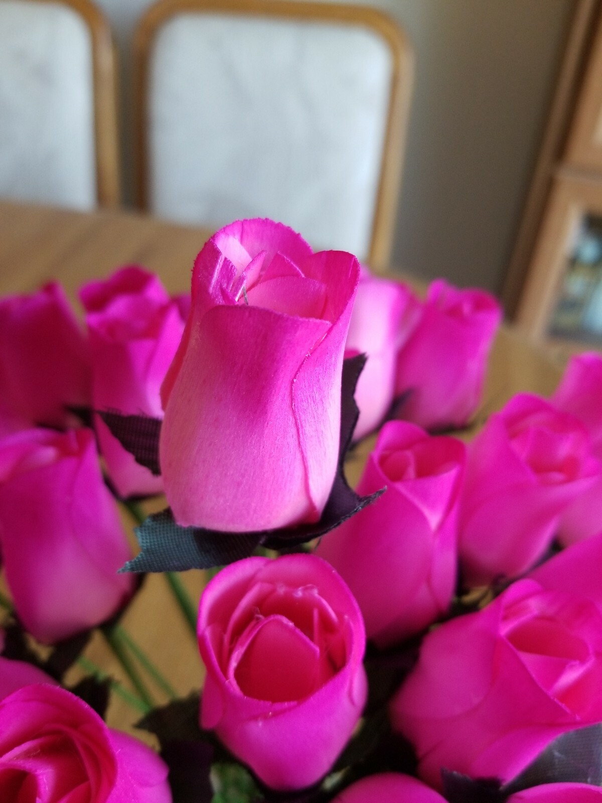 1 DOZEN – PINK/HOT PINK WOODEN ROSE BUDS 5 X 8 ARTIFICIAL FLOWERS FREE SHIPPING
