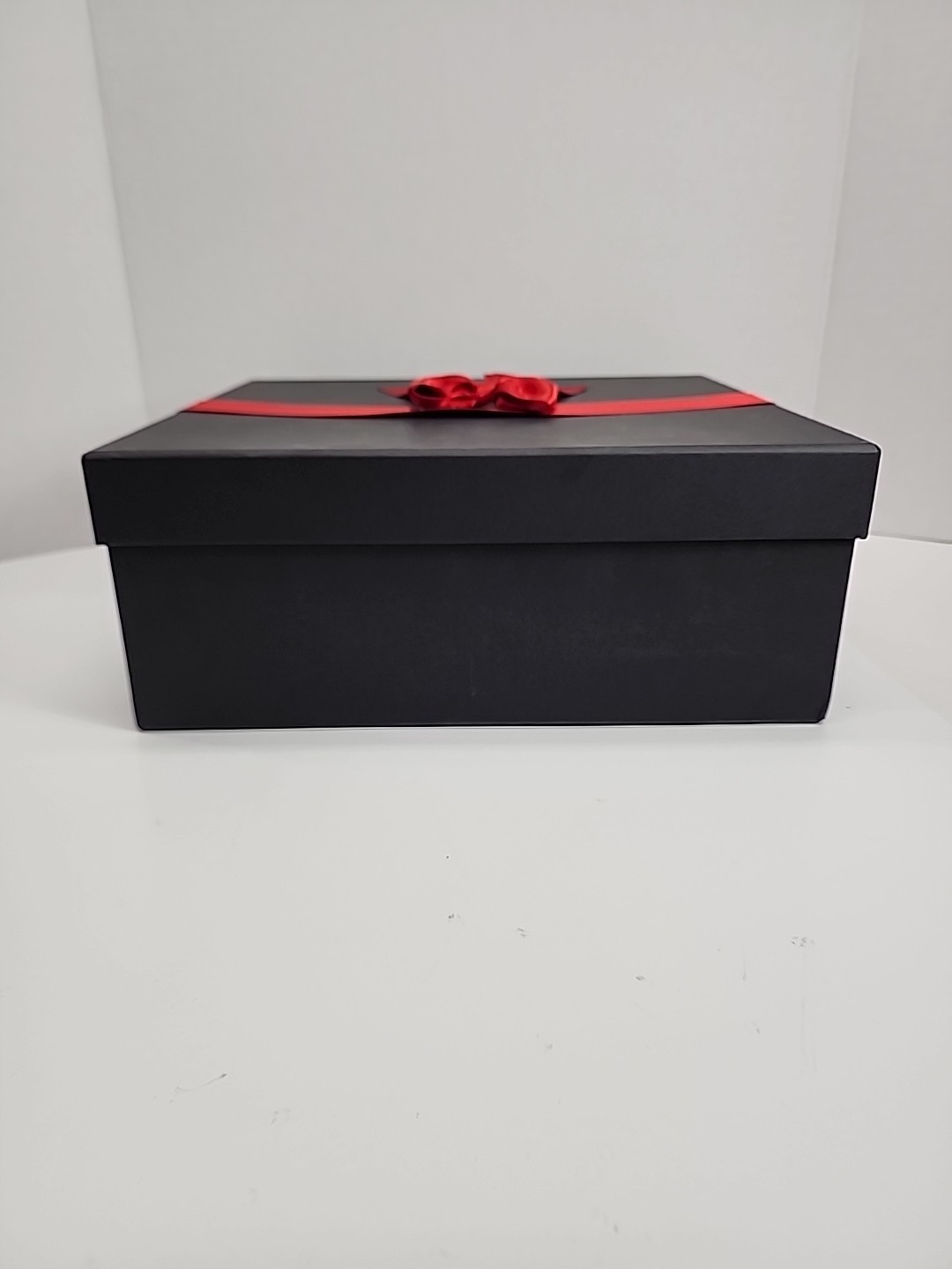 Forever Roses in Luxury Black Box: 18 Real Red Preserved Roses
