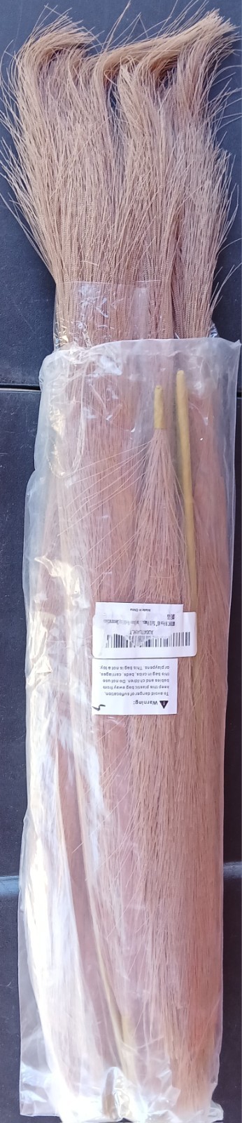 MUUNC 9 Pcs. 45″ Brown Pampas Grass Long Stem-Artificial-NEW IN ORIG PKG