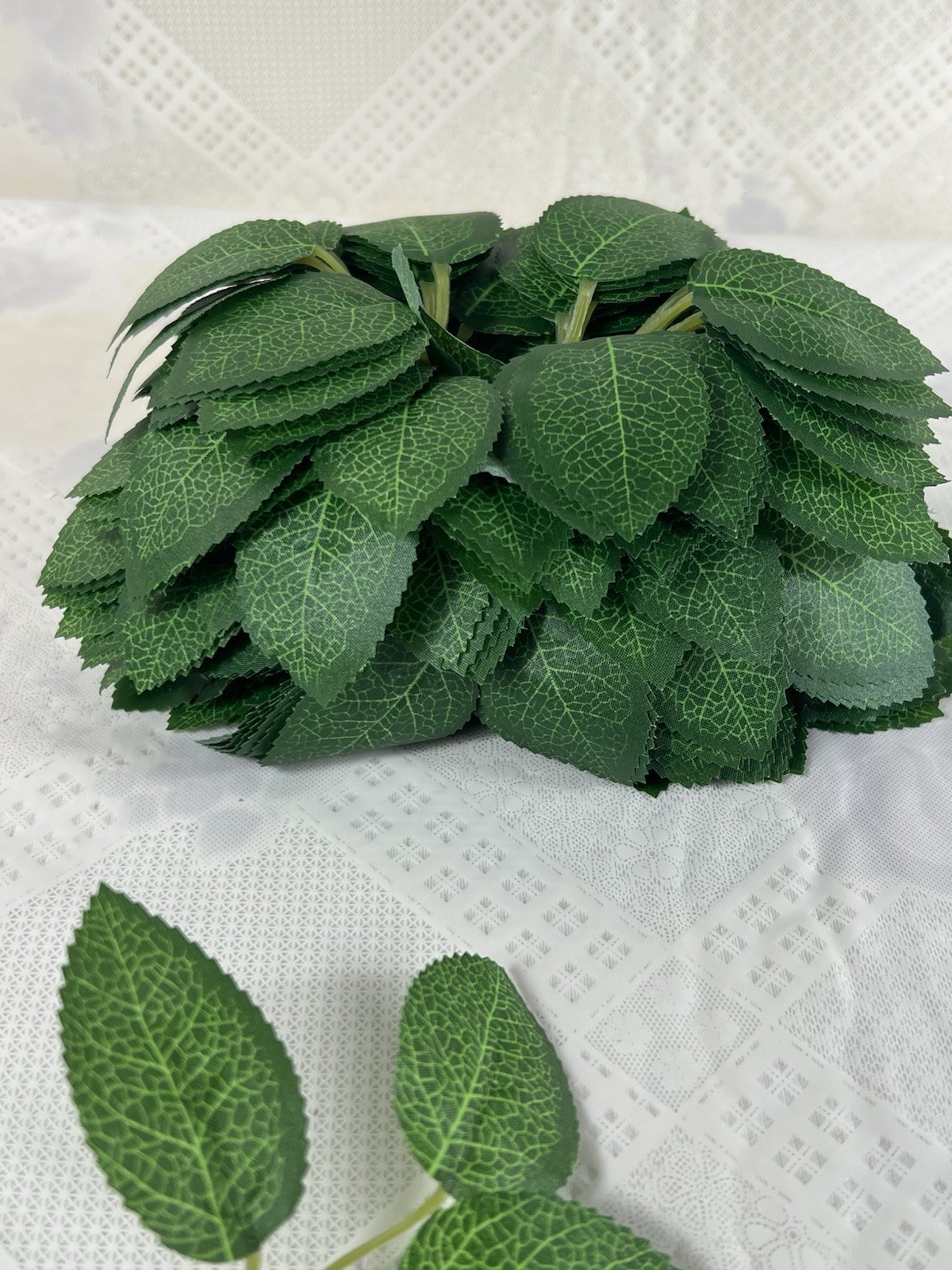 Artificial Green Leaves 50 Pc Bulk Faux Silk Greenery Fake Rose Flower Leaves…