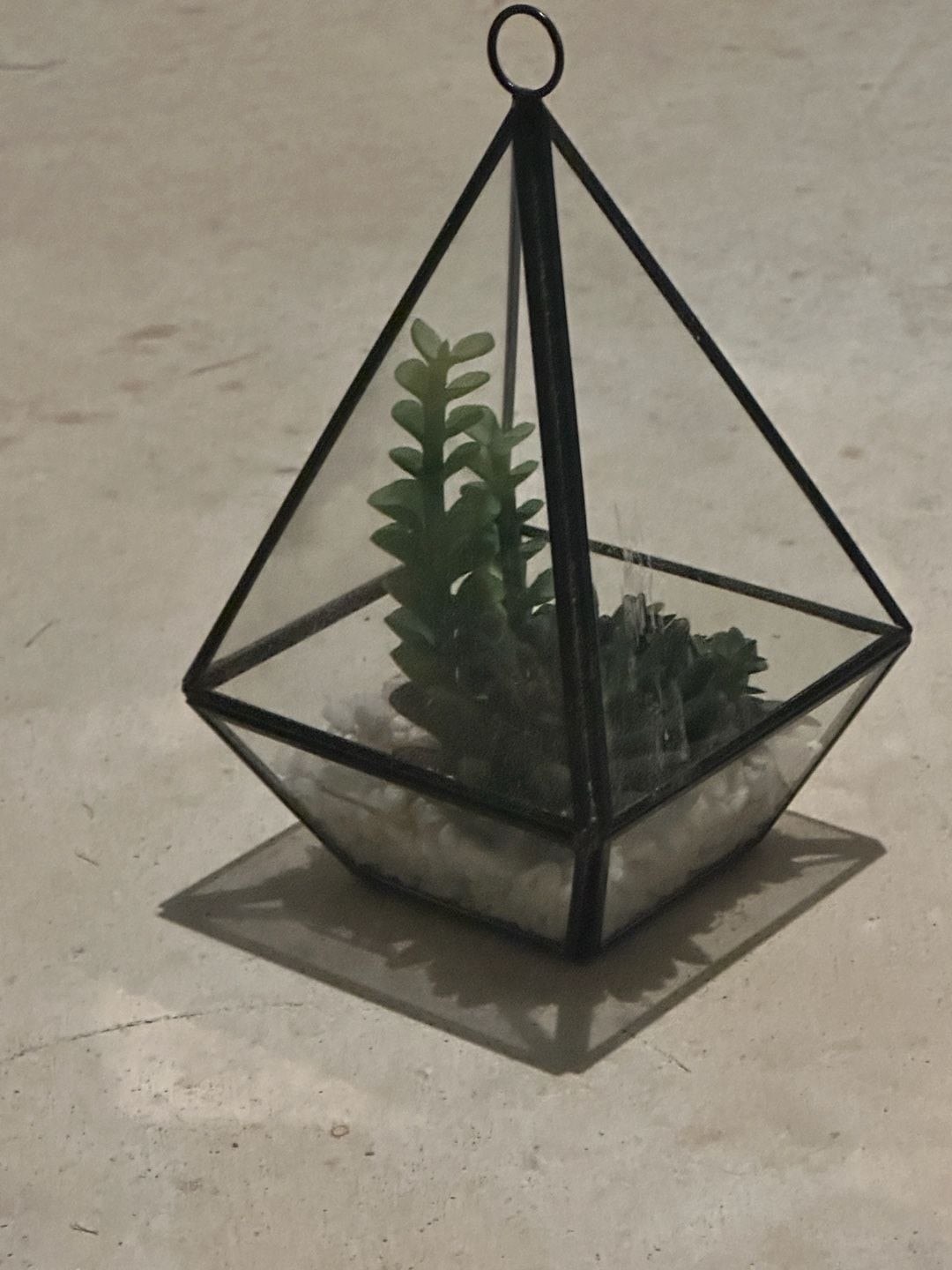 Geometric Pyramid Glass Hanging Terrarium with Artificial Succulents